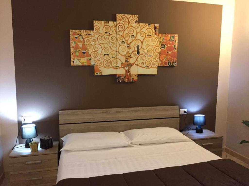 Hotel Ded 1 Parma Exteriér fotografie